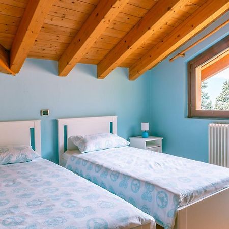 リエルナ Casa Giuliaヴィラ エクステリア 写真