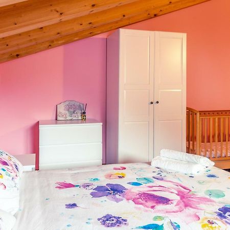 リエルナ Casa Giuliaヴィラ エクステリア 写真