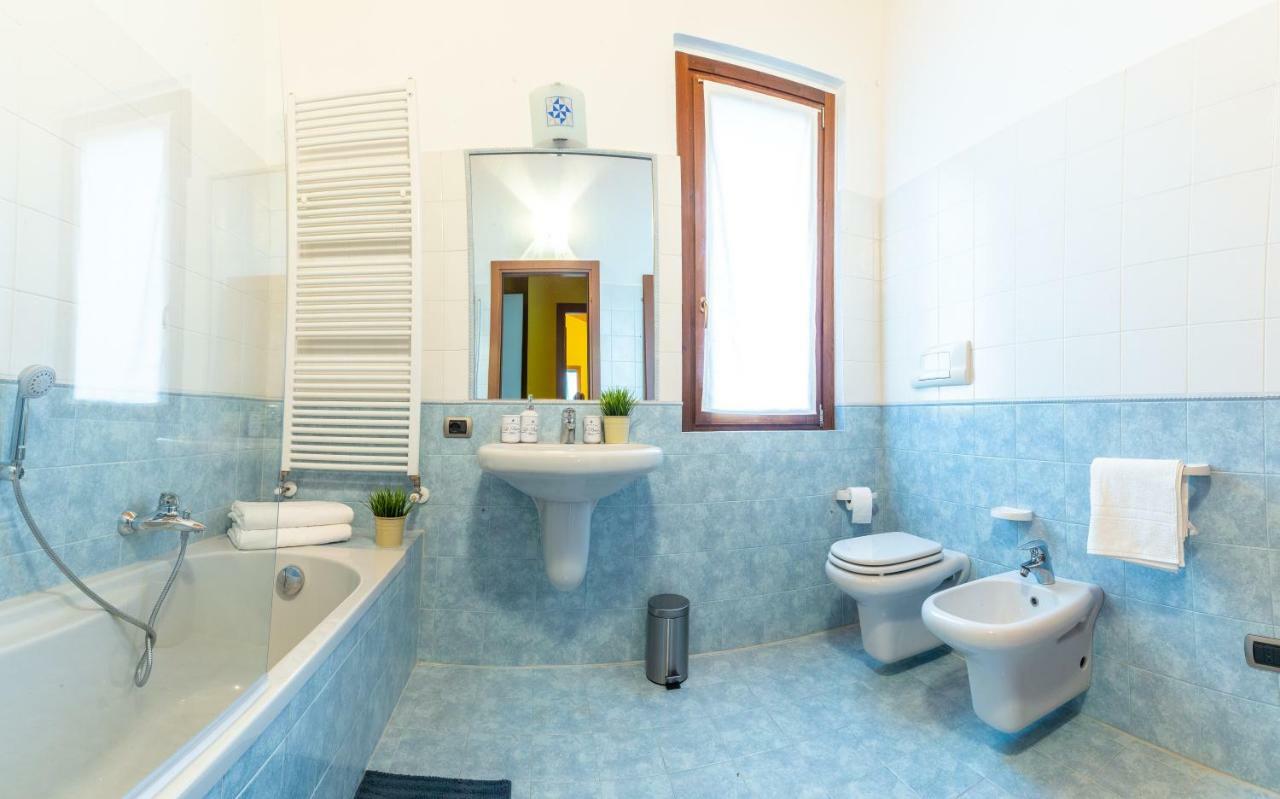 リエルナ Casa Giuliaヴィラ エクステリア 写真